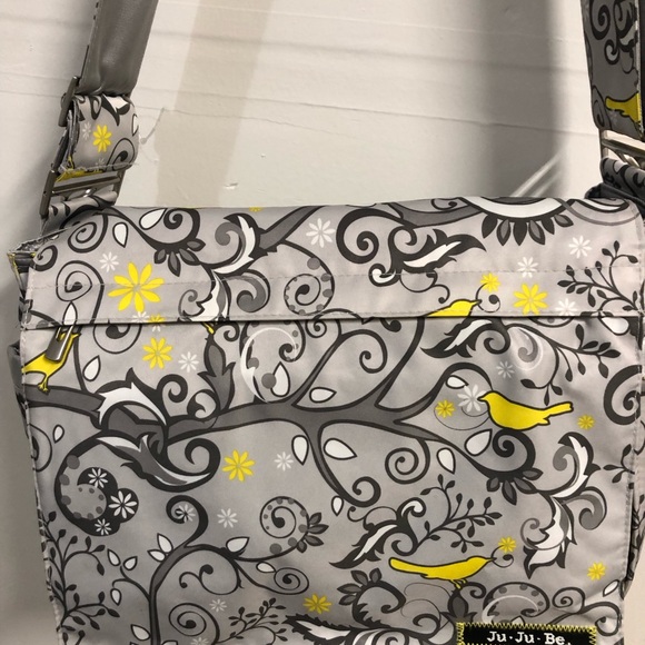 Ju-Ju-Be BRAND NEW Floral Gray and Yellow Diaper Bag - Picture 2 of 14